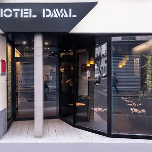 Daval 2*, Paris France