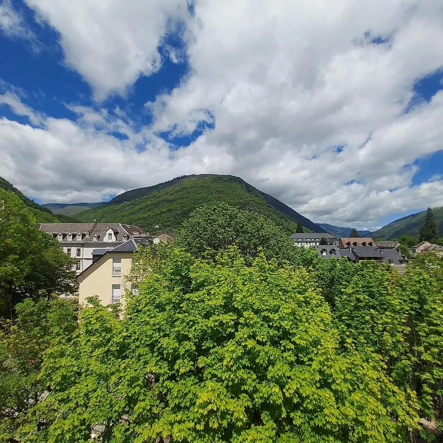 Апарт-отель Апарт отель Royal Luchon Bagneres-de-Luchon